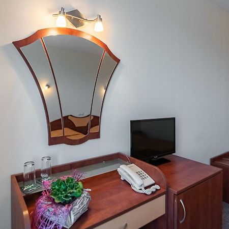 Adamo Hotel ヴァルナ エクステリア 写真