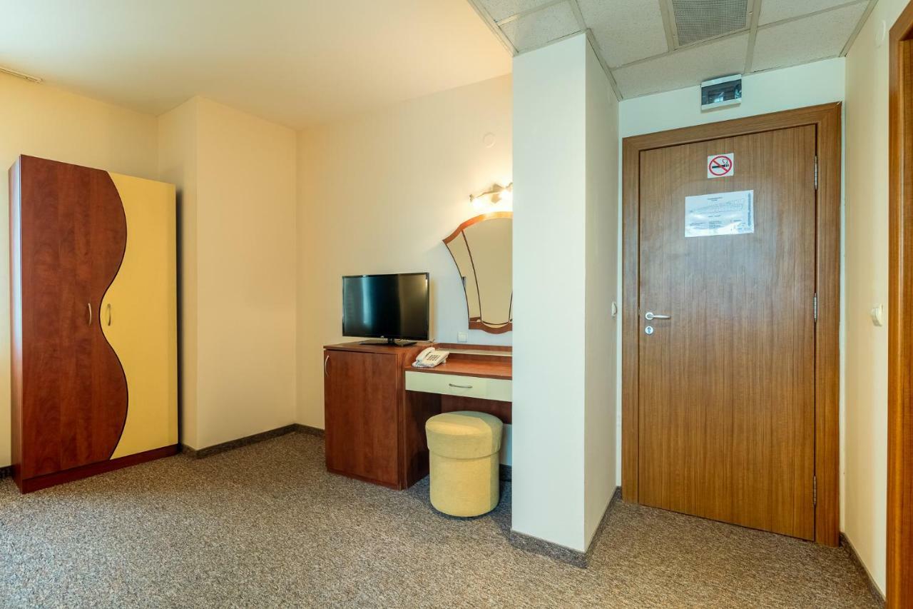 Adamo Hotel ヴァルナ エクステリア 写真